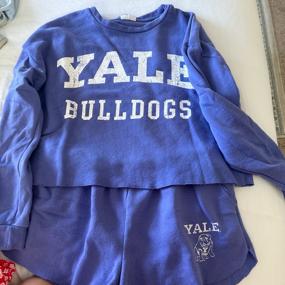 Yale cropped set super soft and comfy!!